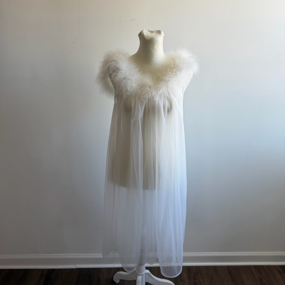 Vintage White Sheer Marabou-Trim Sleep Chemise